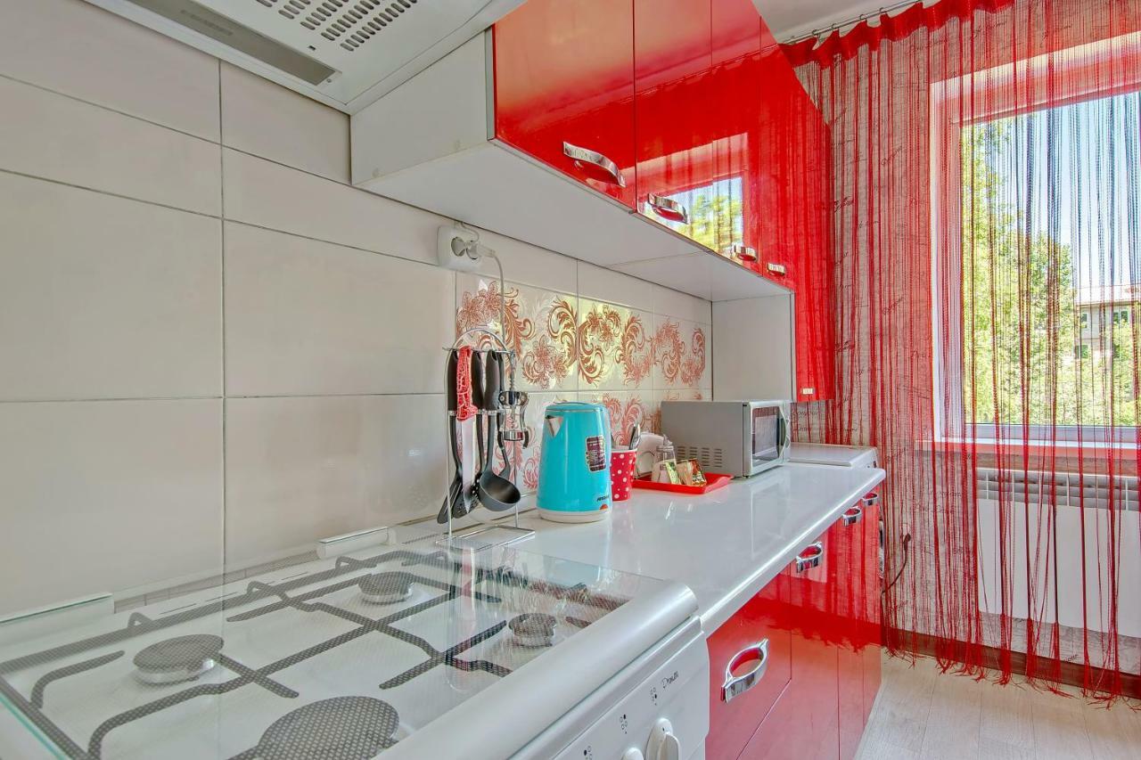 Cozy Apartment On Rozybakiev 145. Atakent Almaty Luaran gambar