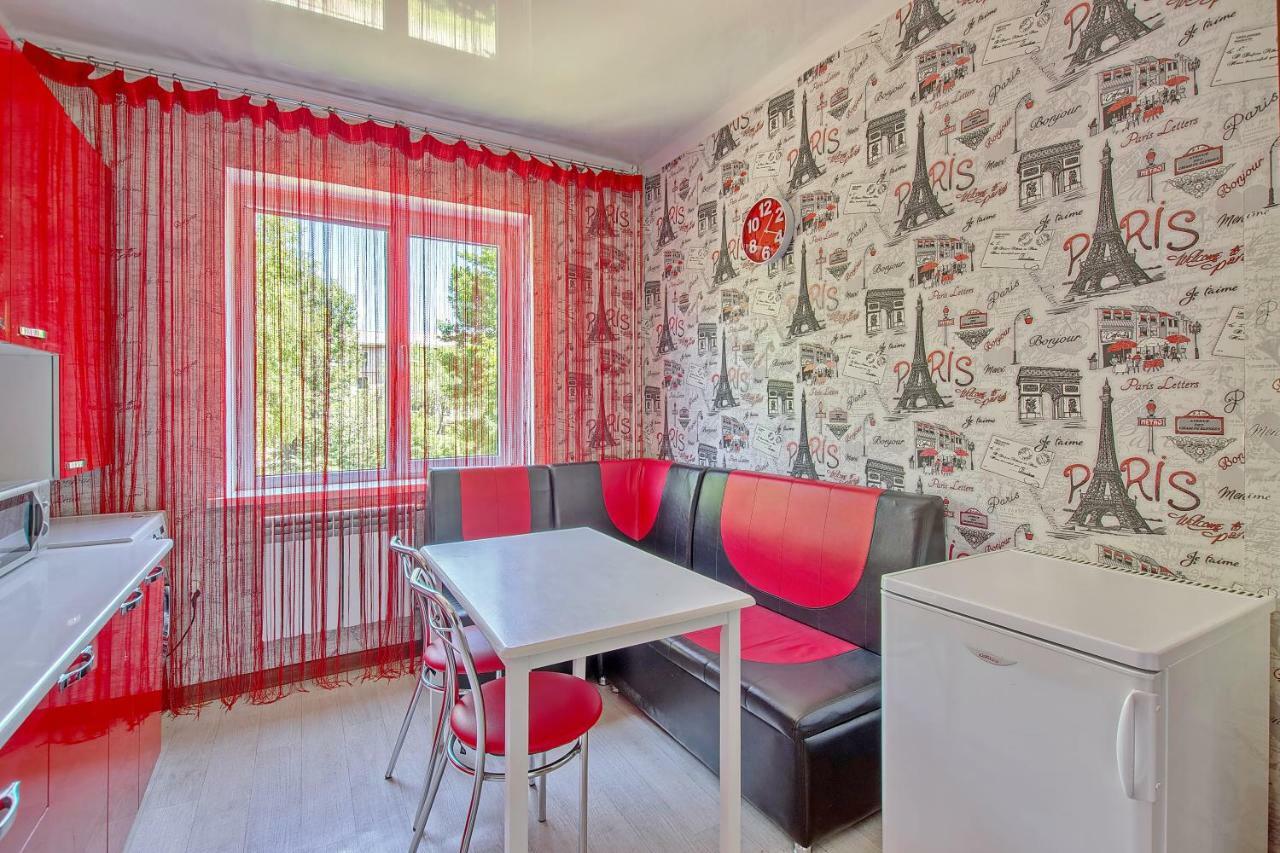 Cozy Apartment On Rozybakiev 145. Atakent Almaty Luaran gambar